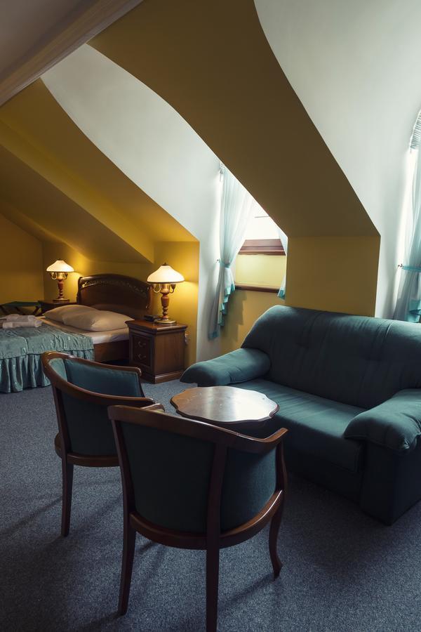 Wellness Hotel Kastiel Jaslovske Bohunice Jaslovské Bohunice Exterior foto